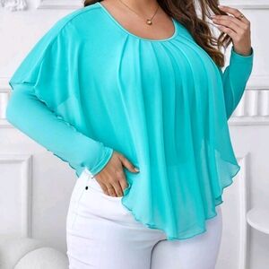 Bundle of two plus size tops.